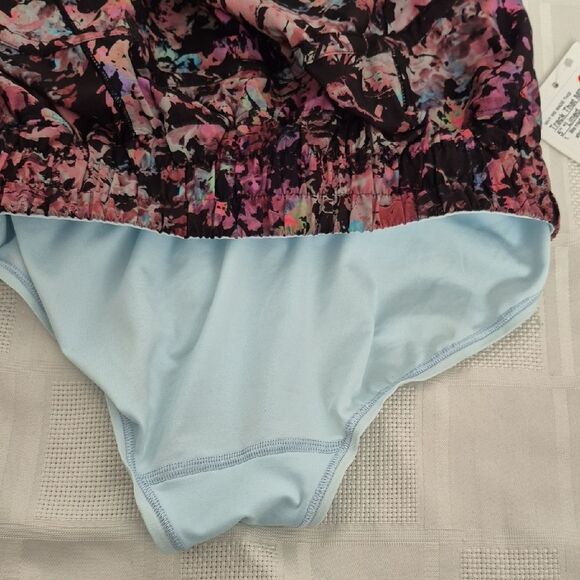 Lululemon Track Short Set - Picture 12 of 16